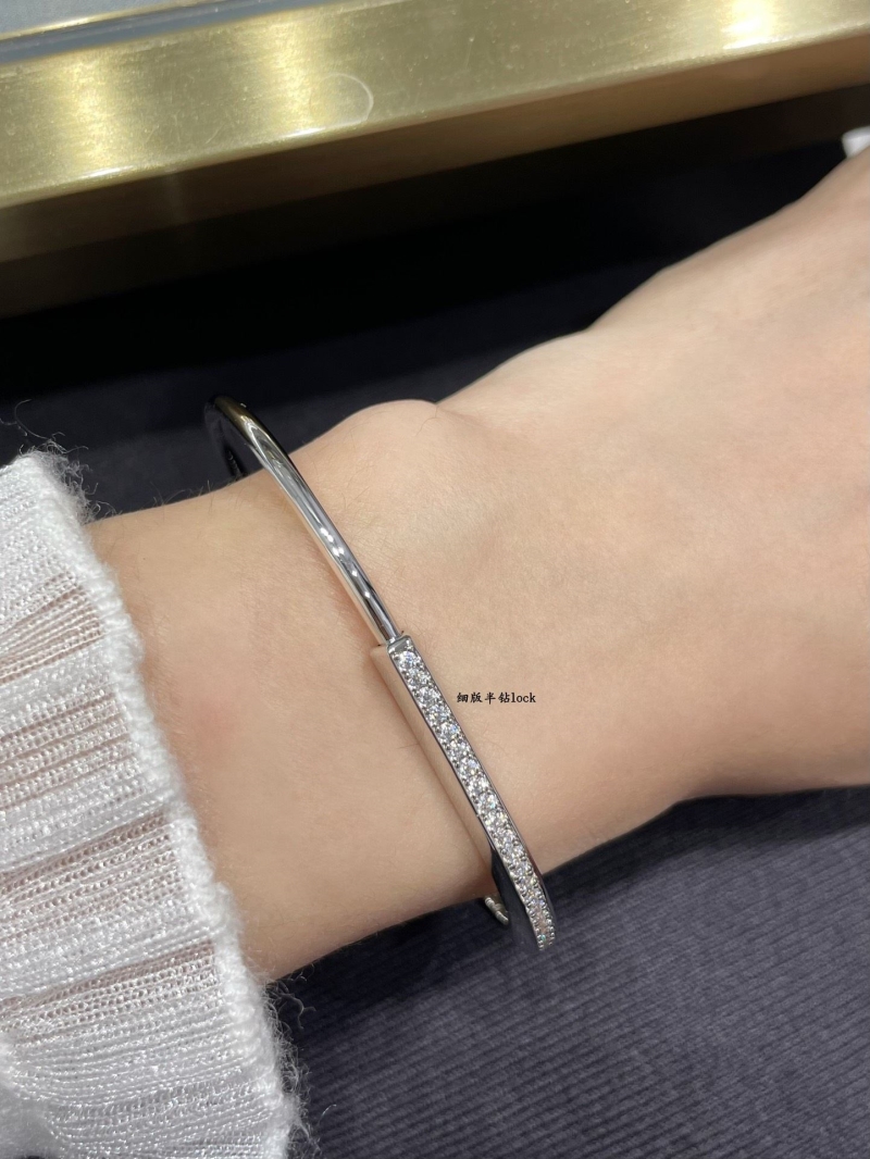 T*f*ny bracelets